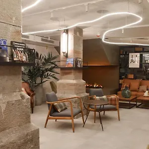 https://latroupe-la-granja.bilbaohotelsspain.com