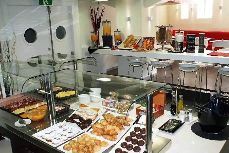 Leonardo Boutique Hotel Barcelona Sagrada Familia 3*,